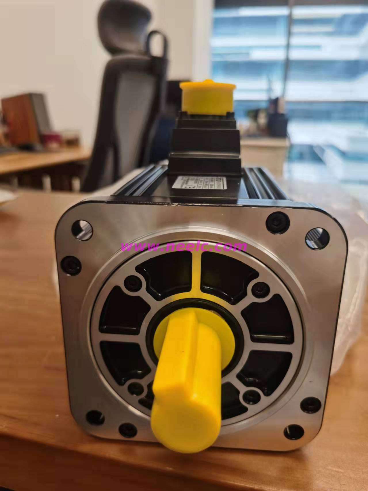 EMG-15APA22 2 EMG-15APA22 2