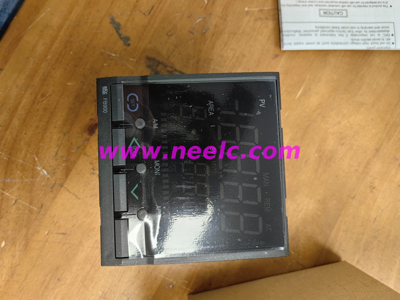 FB900-8N-4*4NNN/A1-F8 FB900 New and original pressure gage