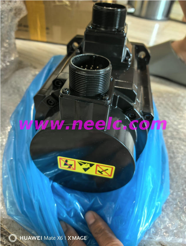 Q2AA13100HCS00 99%New and original Servo motor