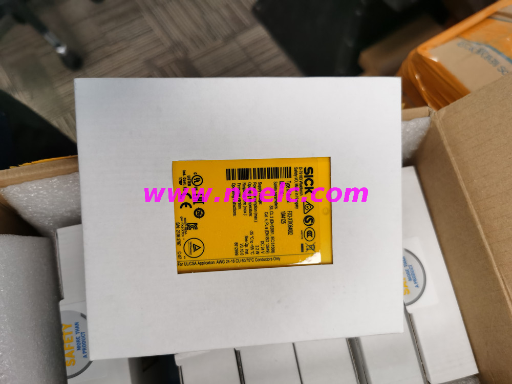 FX3-XTIO84002 ID: 1044125 New and original module