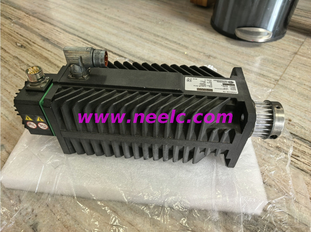 115UMD300CACAA Used in good condition servo motor