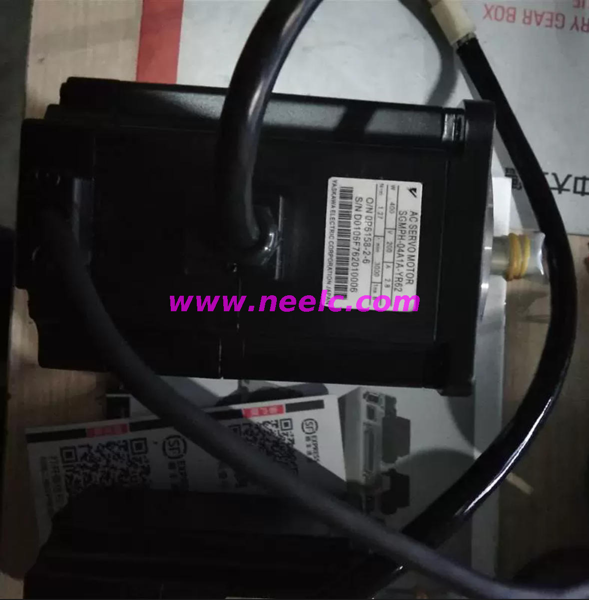 SGMPH-04A1A-YR62 99%new and original in box servo motor