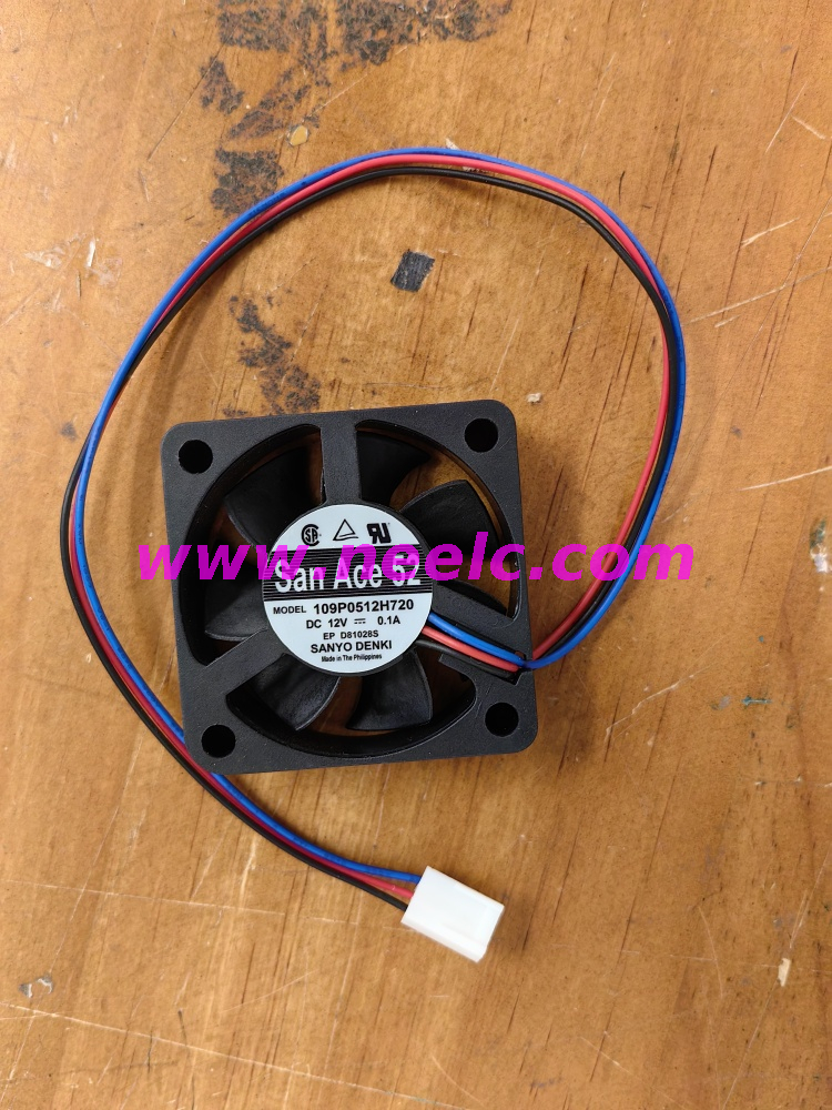 109P0512H720 New and original FAN