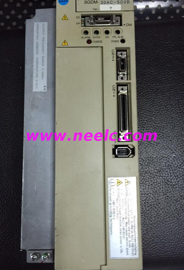 Used in good condition servo driver SGDM-20AC-SD2B