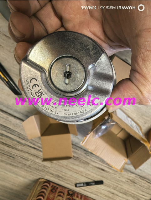 ERN.1387.2048.62S14-70 ERN 1387 2048 62S14-70 New and original Encoder