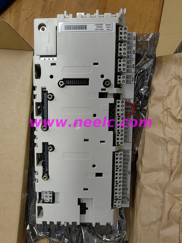 RDCU-02C 3AFE68232902 99%new and original ACS800 control board