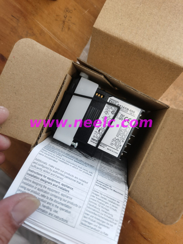 E5CC-RX3A5M-000 New and original thermostat