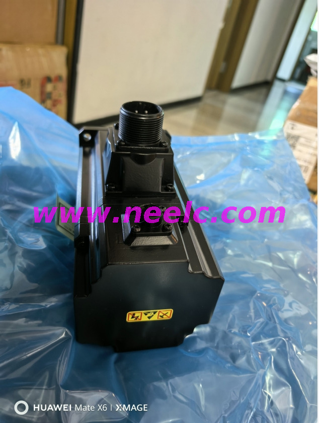 Q2AA08075HXP41 99%New and original Servo motor